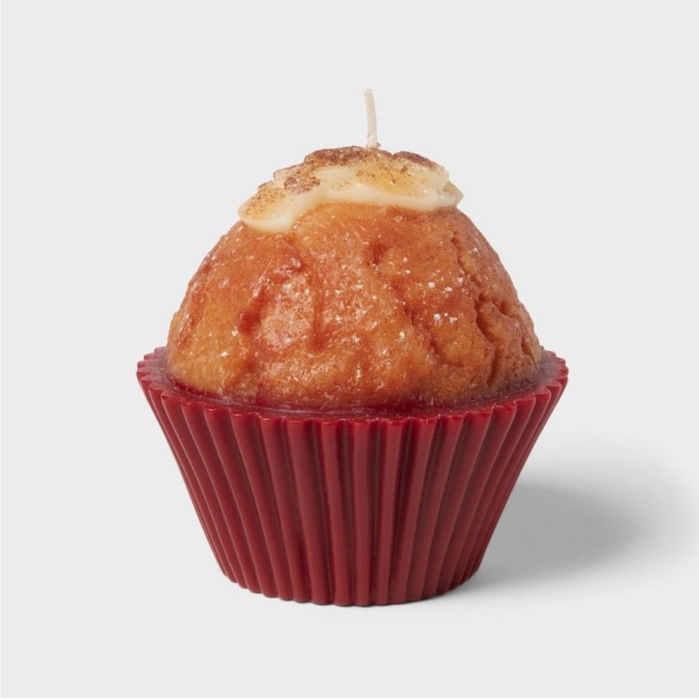 NWT cupcake candle